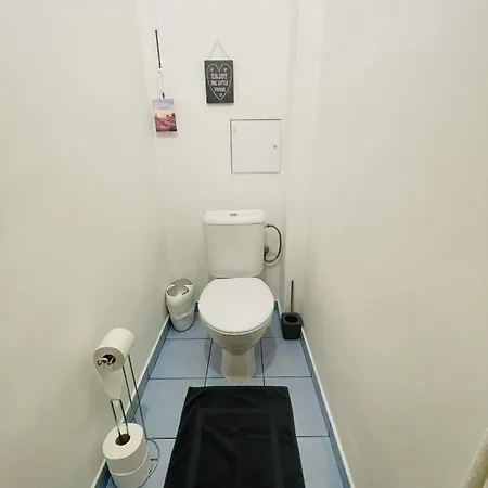 Lovely 2bdr In Center, Wifi & Self-check In Apartment